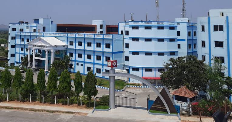 MIT Law College Students